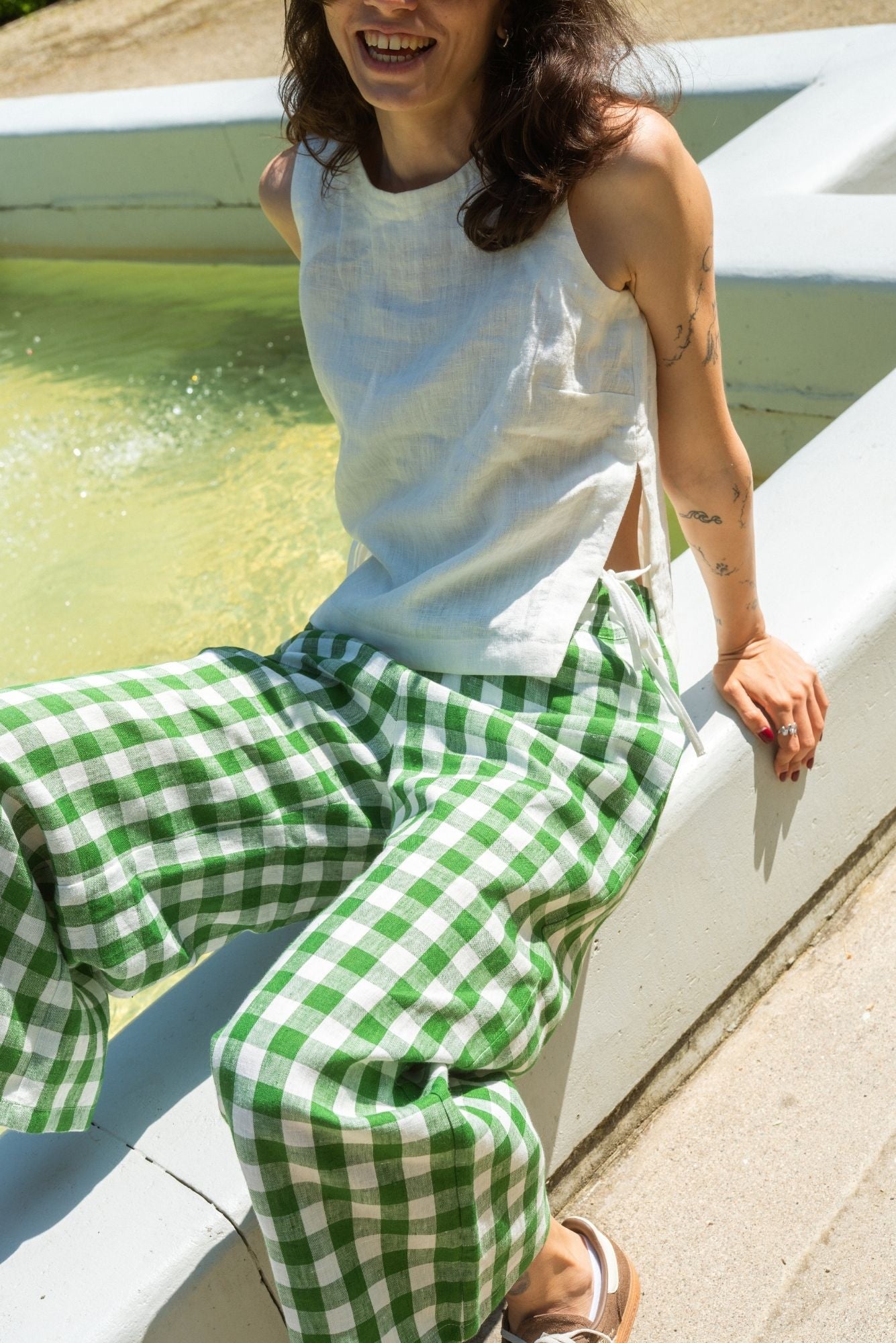 How to style linen pants?