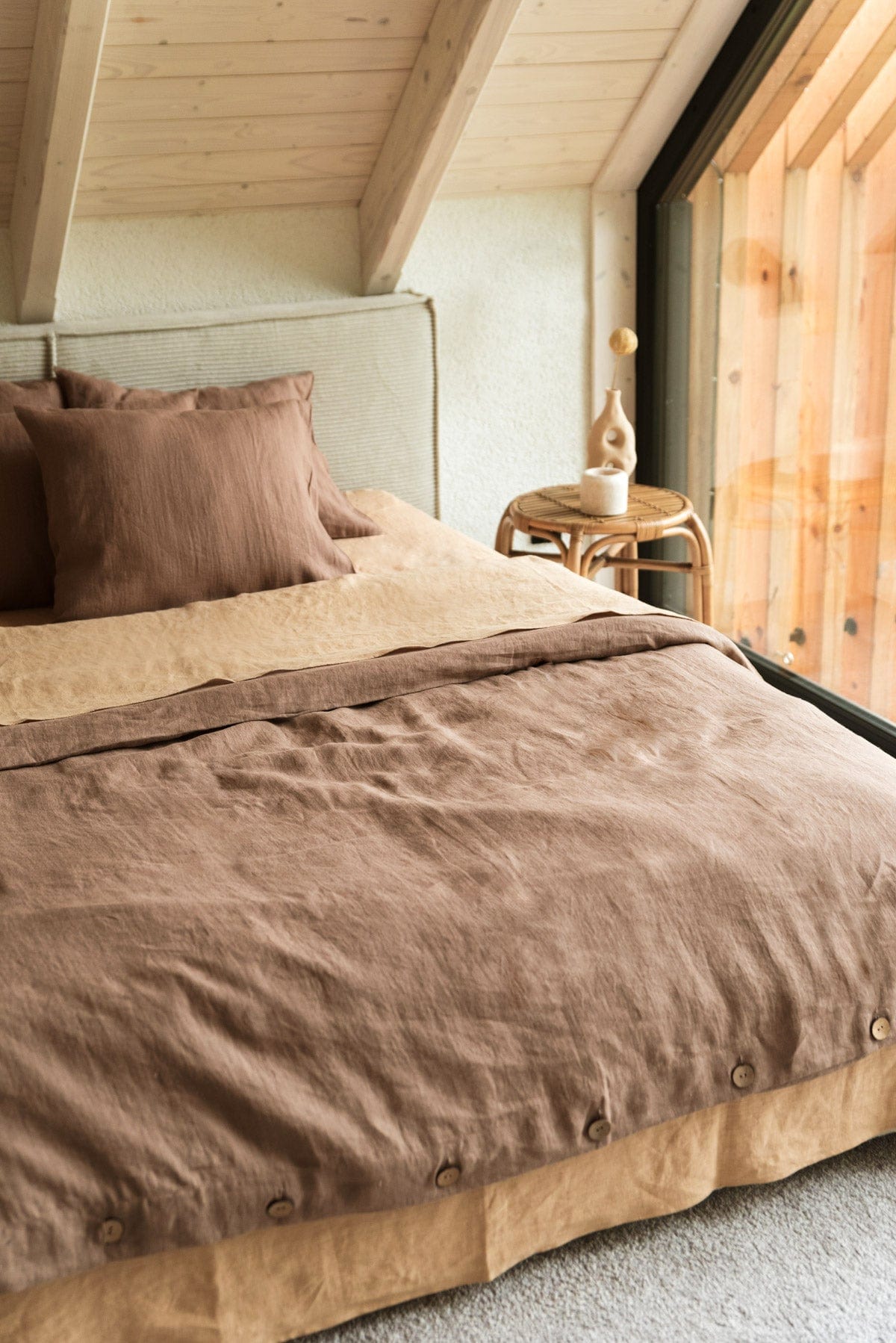 AmourLinen Linen bedding set Linen bedding set in Rosy Brown Linen bedding set in Rosy Brown