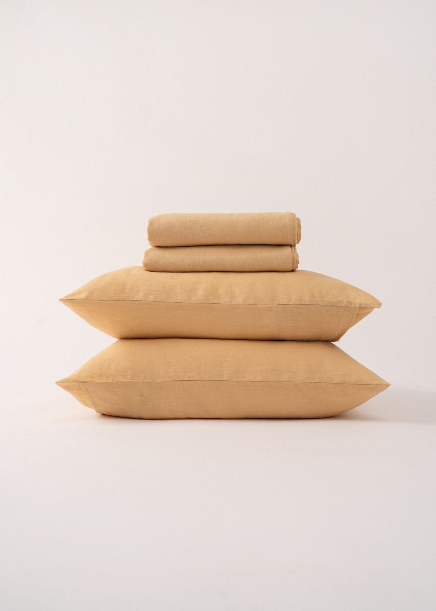 AmourLinen Linen sheets set Linen sheets set in Mustard Linen sheets set in Mustard